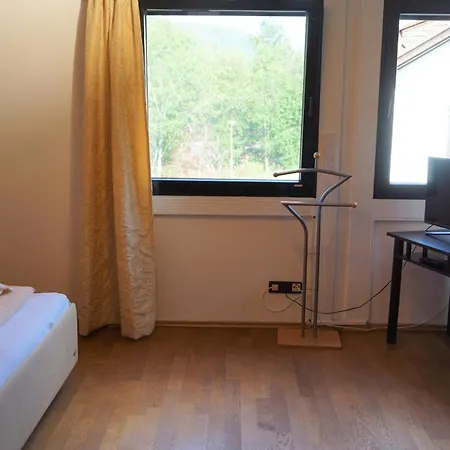 Luxus-landhaus Im Schwarzwald/baiersbronn Mit Pool * Байрсброн