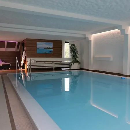 Luxus-landhaus Im Schwarzwald/baiersbronn Mit Pool